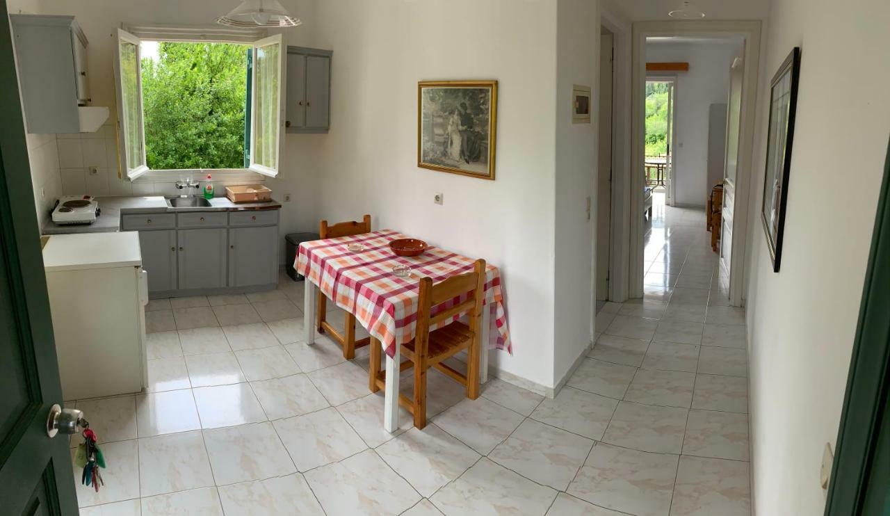 Appartamento Filoxenia Kontogiannis Lazaráta Esterno foto
